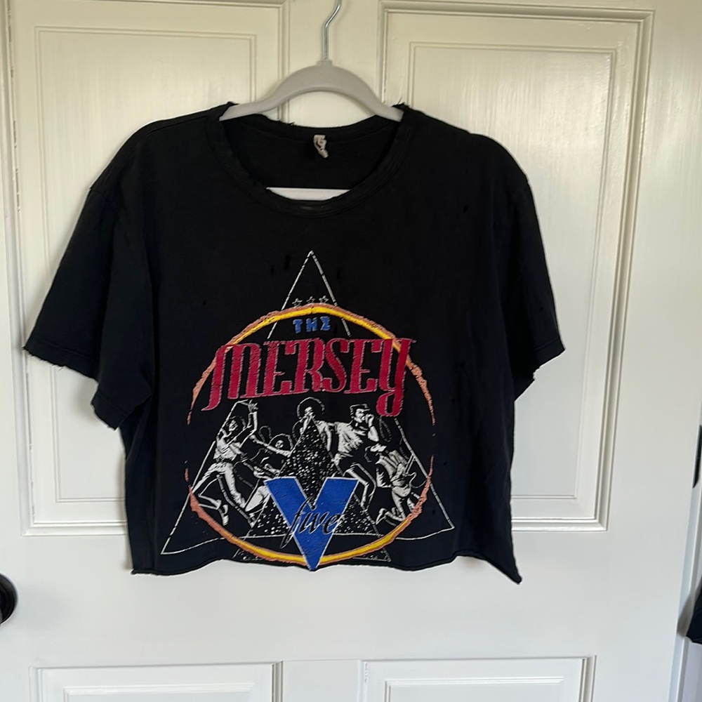 emma and sam graphic band tee